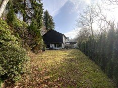 Hauptbild Ein Zuhause voller Natur - Familienhaus mit eigenem Wald als Abenteuerspielplatz für Kinder
