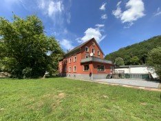 Hauptbild Drei Wohneinheiten auf großem Grundstück - Ländlich wohnen mit Platz für Familie, Tiere und mehr.